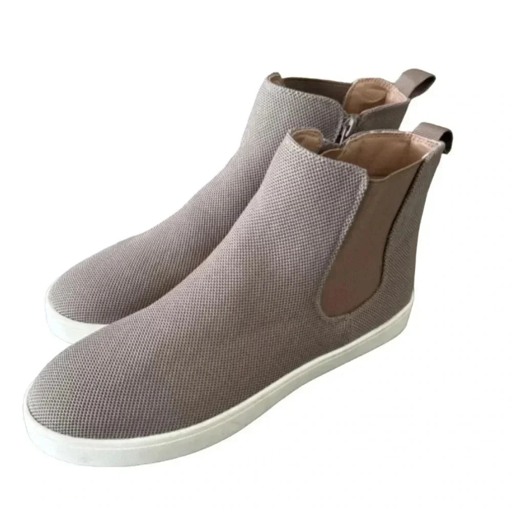 Journee Collection Womens Tru Comfort Kolbee Sneakers, Gray,‎ Size 9.5, NWOT